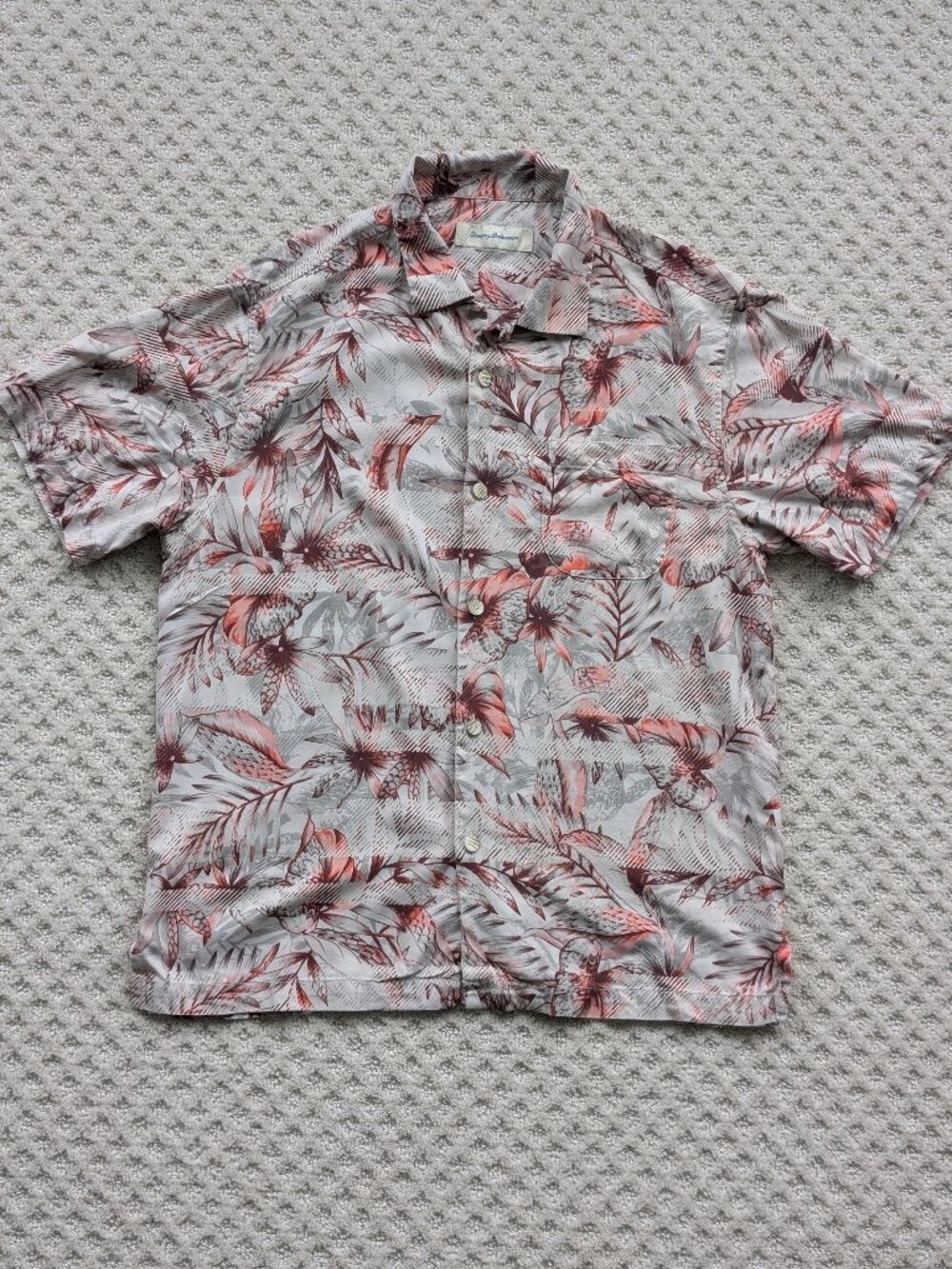 Tommy Bahama Mens M 100% Silk Hawaiian Tropical Leaf Shirt